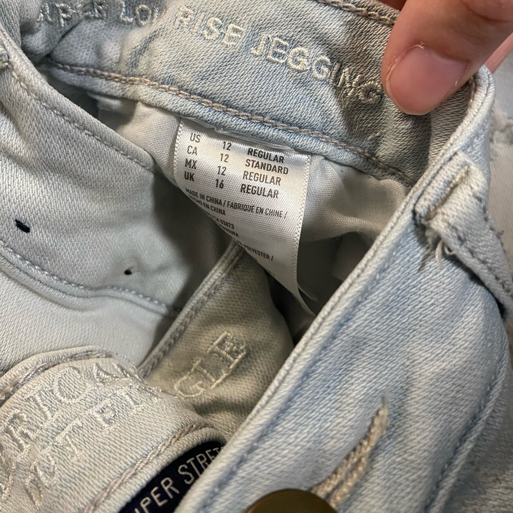 American eagle jeans